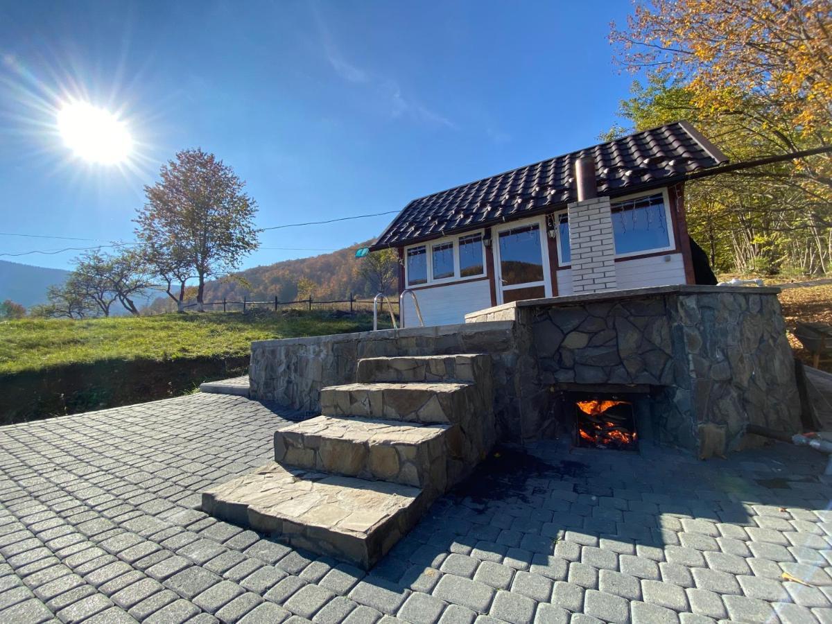 Котедж Mountain House Yaremche Ngoại thất bức ảnh